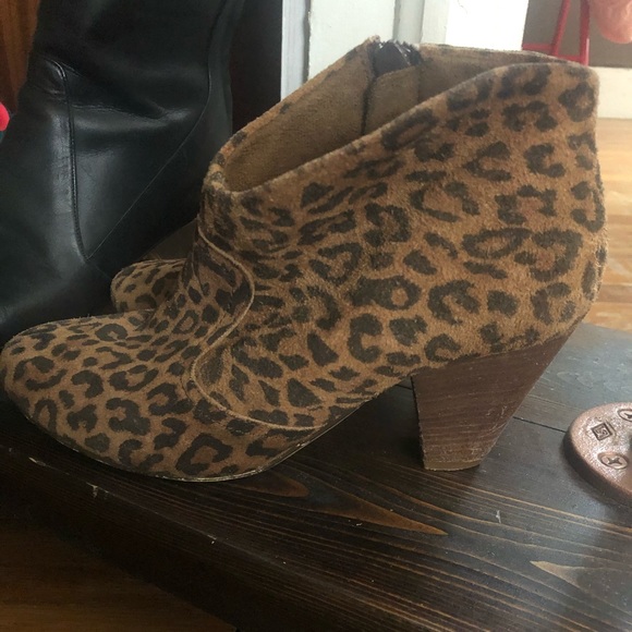 Steven brand animal print bootie sz 6. - Picture 5 of 5